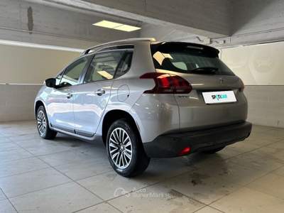 Peugeot 2008 PureTech 82 Active S/S Grigio usata Milano