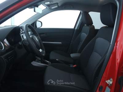 Suzuki Vitara 1.4 Booster hybrid AllGrip auto Navigatore/Retrocamera/Sedili riscaldati Rosso usata Feltre