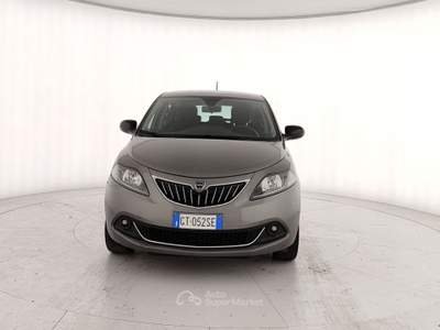 Lancia Ypsilon III 2021 1.0 firefly hybrid Platino s&s 70cv Grigio usata Caserta