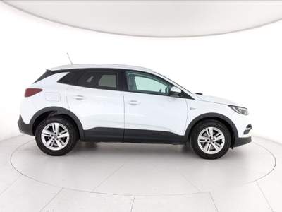 Opel Grandland 1.5 ecotec Elegance s&s 130cv at8 Bianco usata Caserta