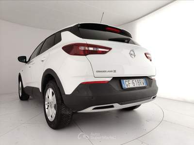 Opel Grandland 1.5 ecotec Elegance s&s 130cv at8 Bianco usata Caserta