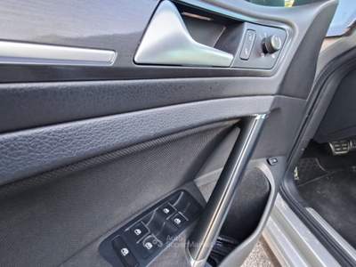 Volkswagen Golf GTE 1.4 TSI DSG 5p. Plug-In-Hybrid Argento usata Aprilia