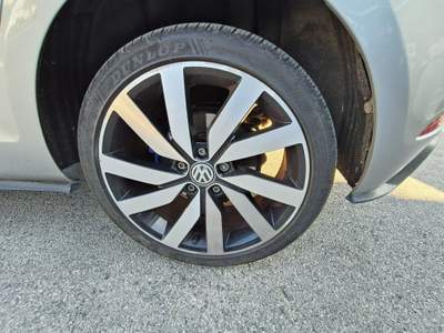 Volkswagen Golf GTE 1.4 TSI DSG 5p. Plug-In-Hybrid Argento usata Aprilia