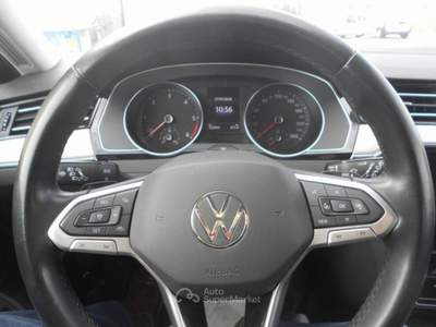 Volkswagen Passat SCR EVO DSG Nero usata Chions
