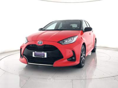 Toyota Yaris Yaris 1.5h premiere head-up+camera+c.17"+acc+neopatentati Rosso usata Ghedi