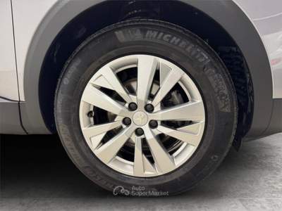 Peugeot 5008  - 5008 1.2 puretech t active pack s&s 130cv eat8 Grigio usata Biella