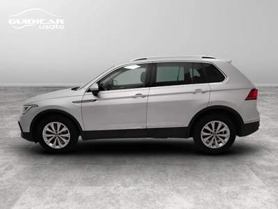 Volkswagen Tiguan 2.0 TDI SCR Life DSG Argento usata Lucca