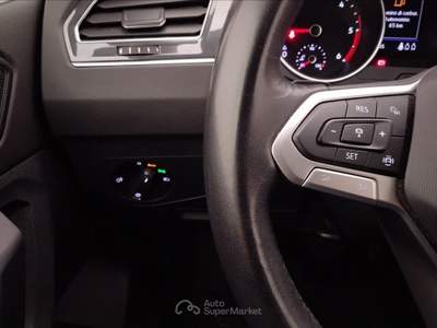 Volkswagen Tiguan 2.0 TDI SCR Life DSG Argento usata Lucca