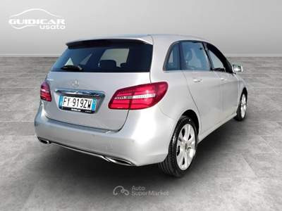 Mercedes-Benz Classe B 200 D Sport 7G-DCT Argento usata Lucca