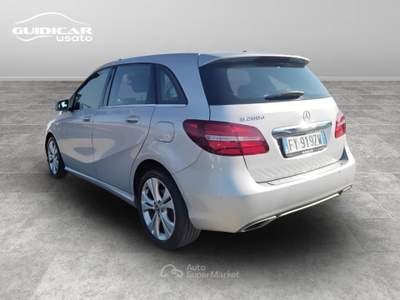 Mercedes-Benz Classe B 200 D Sport 7G-DCT Argento usata Lucca