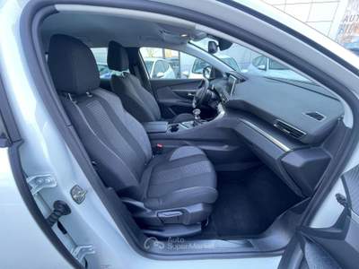 Peugeot 3008 3008 1.5 bluehdi Active Pack s&amp;s 130cv Bianco usata Sarego