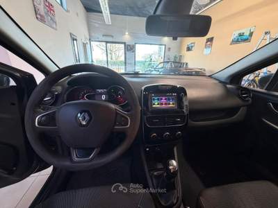 Renault Clio In perfette condizioni e pronta a viaggiare con te Grigio usata Quarrata