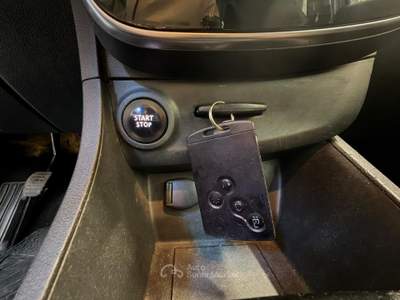 Renault Clio In perfette condizioni e pronta a viaggiare con te Grigio usata Quarrata