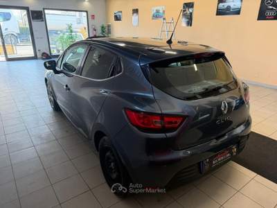 Renault Clio In perfette condizioni e pronta a viaggiare con te Grigio usata Quarrata