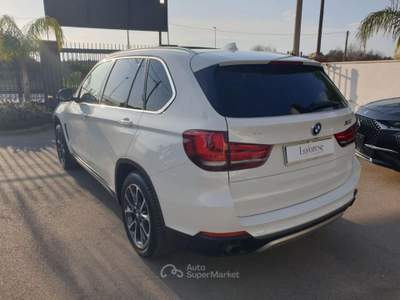 BMW X5 xDrive25d Luxury Bianco usata Taranto