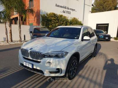 BMW X5 xDrive25d Luxury Bianco usata Taranto
