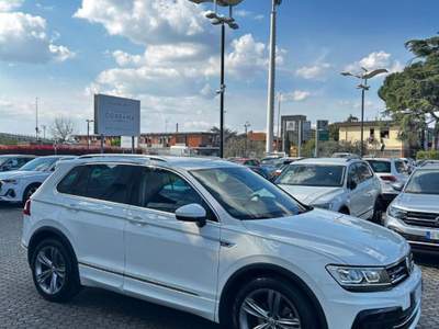 Volkswagen Tiguan 1.6 TDI SCR Sport BlueMotion Technology Bianco usata Scandicci