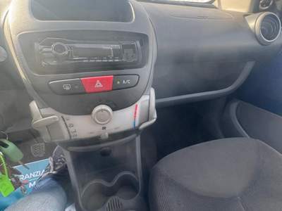 Citroen C1 MECCANICA OK qualche segno su carrozzeria ok neo patentati Blu/Azzurro usata Casarile