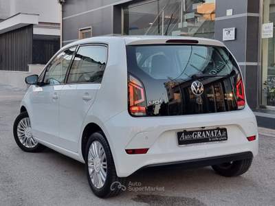 Volkswagen up! 1.0 5p. move up!BlueMot. Technology/Retroc. Bianco usata Trentola Ducenta