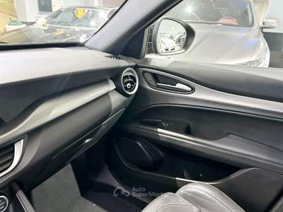 Alfa Romeo Stelvio Stelvio 2.2 Veloce Q4 210cv auto Nero usata Palermo