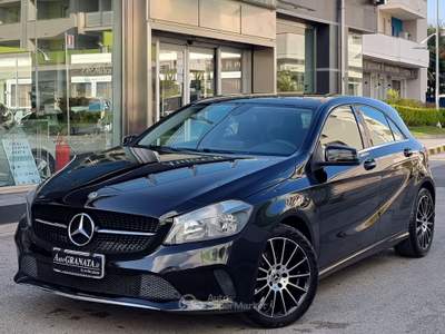 Mercedes-Benz Classe A Business/Cerchi'17/Retrocamera Nero usata Trentola Ducenta