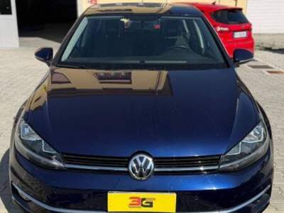 Volkswagen Golf 1.6 tdi Executive 115cv dsg usata Agliana