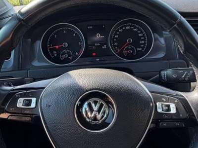Volkswagen Golf 1.6 tdi Executive 115cv dsg usata Agliana