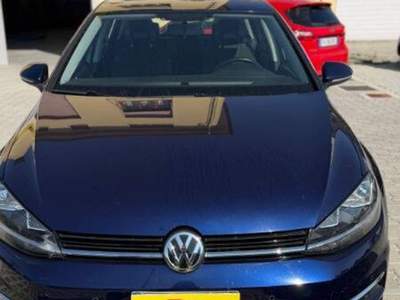 Volkswagen Golf 1.6 tdi Executive 115cv dsg usata Agliana