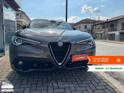 Alfa Romeo Stelvio Stelvio 2.2 Turbodiesel 160 CV AT8 RWD Business Grigio usata Teramo