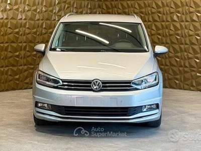 Volkswagen Touran SCR DSG Executive usata San Zeno Naviglio