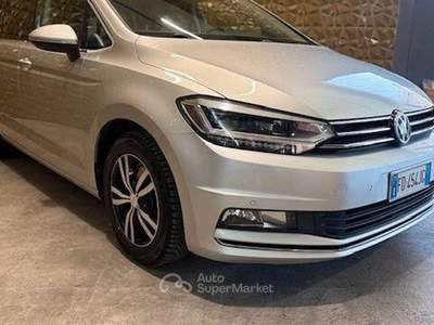 Volkswagen Touran SCR DSG Executive usata San Zeno Naviglio