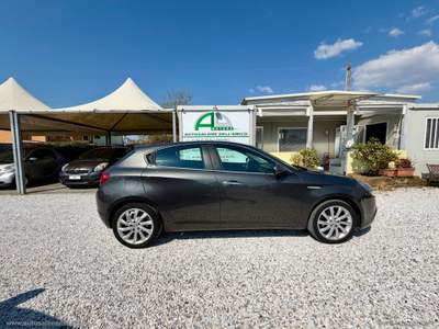 Alfa Romeo Giulietta Giulietta 1.6 JTDm-2 105 CV Exclusive Grigio usata Massa