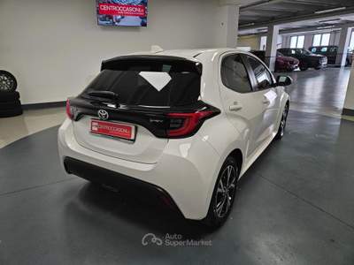 Toyota Yaris 1.5h Trend Bianco usata Brescia