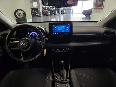 Toyota Yaris 1.5h Trend Bianco usata Brescia