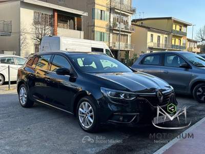 Renault Mégane 
                                                                                                                 Nero usata Campi Bisenzio