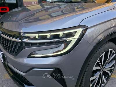 Renault Austral 1.2 E-Tech full hybrid Iconic 200cv auto (PROMO) Grigio usata Milano