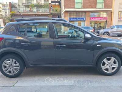 Dacia Sandero 1.0 tce Comfort Eco-g 100cv (PROMO) Grigio usata Milano