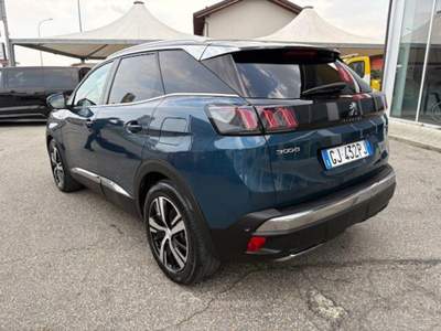 Peugeot 3008 Hybrid 225 e-EAT8 GT Blu/Azzurro usata Strambino