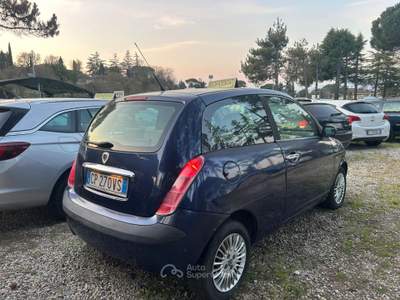 Lancia Ypsilon Neopatentati Blu/Azzurro usata Arezzo
