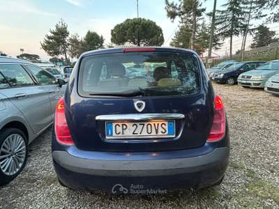 Lancia Ypsilon Neopatentati Blu/Azzurro usata Arezzo