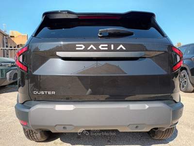 Dacia Duster 1200 ECO-G JOURNEY 122CV CARPLAY CAM VETRISCUR"18 Nero usata Roma