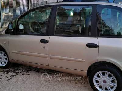 Fiat Multipla inarrestabile multipla Oro usata Aradeo