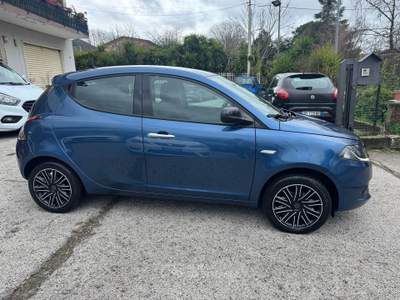 Lancia Ypsilon Ypsilon III 2021 1.0 firefly hybrid Gold s Blu/Azzurro usata San Gregorio Magno