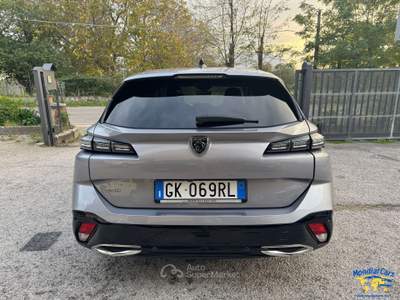 Peugeot 308 308 III 2022 SW SW 1.5 bluehdi Allure s Argento usata San Gregorio Magno