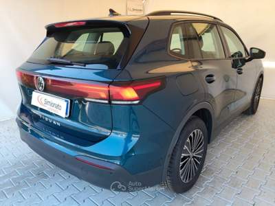 Volkswagen Tiguan 2.0 TDI 150 CV DSG Life Blu/Azzurro usata Resana