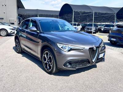 Alfa Romeo Stelvio 2.2 Turbodiesel 210 CV AT8 Q4 Executive Grigio usata Pieve di Soligo