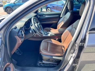 Alfa Romeo Stelvio 2.2 Turbodiesel 210 CV AT8 Q4 Executive Grigio usata Pieve di Soligo