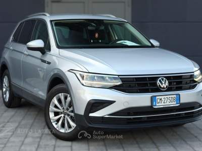 Volkswagen Tiguan 2.0 TDI SCR Life Argento usata Caorso