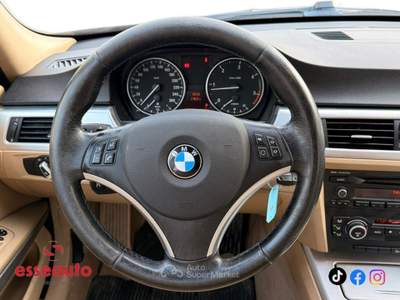 BMW Serie 3 318d 318d Touring Attiva Automatica Blu/Azzurro usata PISTOIA