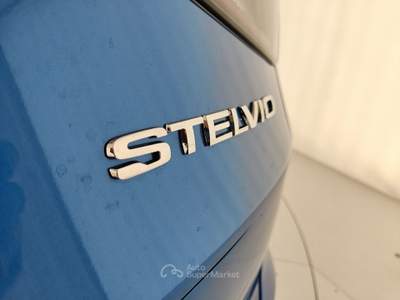 Alfa Romeo Stelvio Stelvio 2.2 Turbodiesel 210 CV AT8 Q4 Veloce usata Caserta